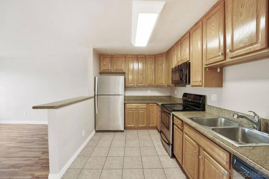 San Diego, CA 92105,1825 Bayview Heights Dr #84