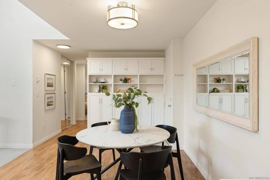 La Jolla, CA 92037,6455 La Jolla Blvd #353