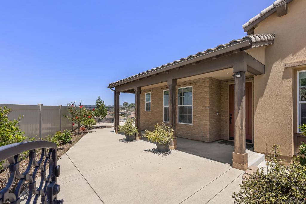 Escondido, CA 92026,1405 Apex Pl.