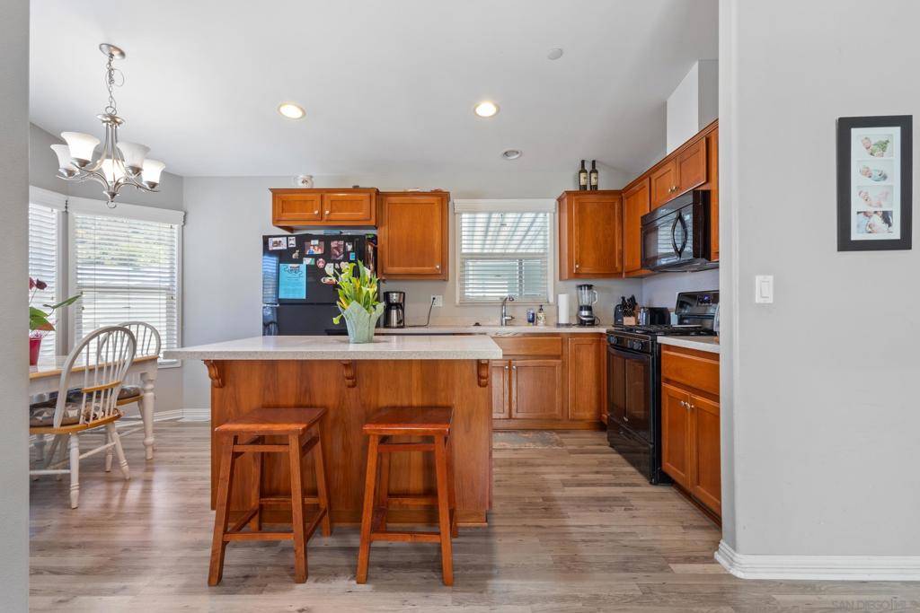 Fallbrook, CA 92028,3909 Reche Rd #SPC 211