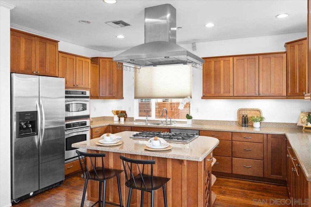 Escondido, CA 92026,2412 Starlight Gln
