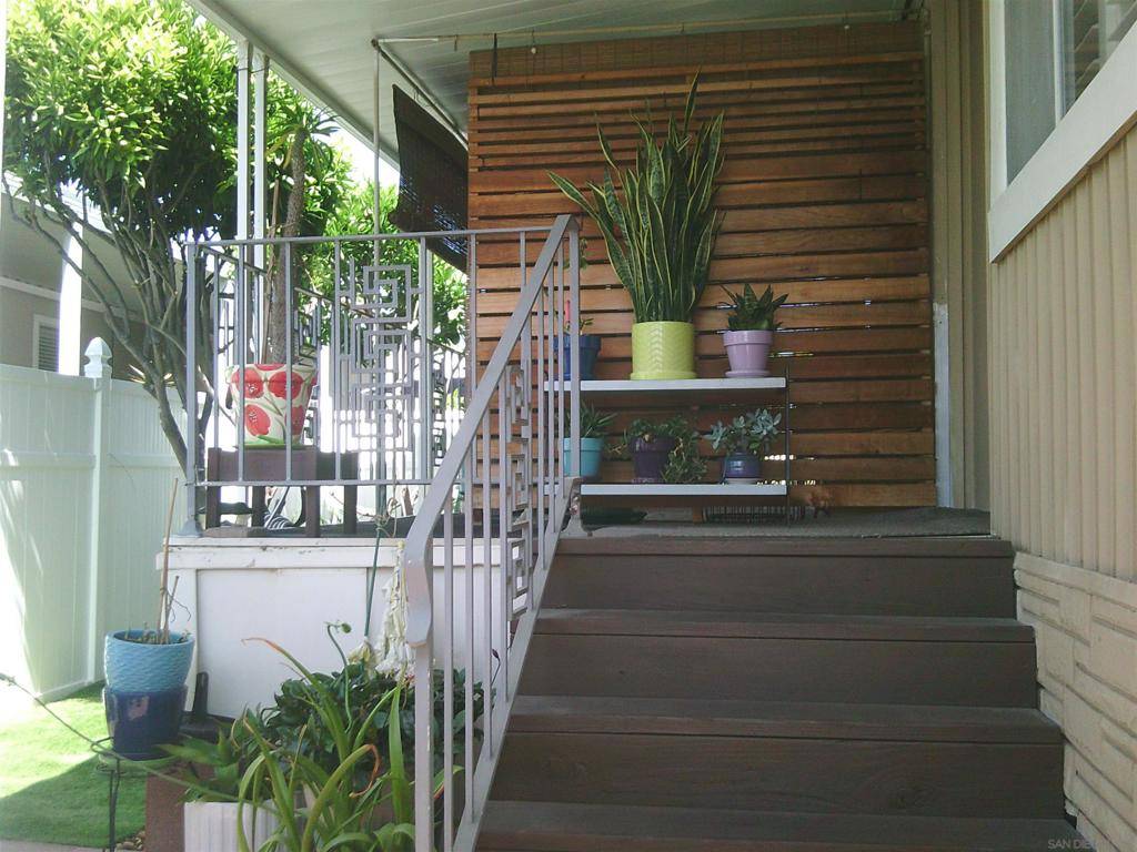 San Marcos, CA 92069,1401 El Norte Parkway #9