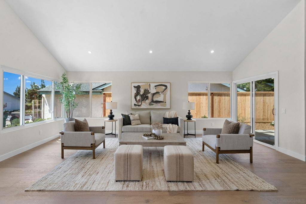 Carlsbad, CA 92009,2928 Gaviota Circle