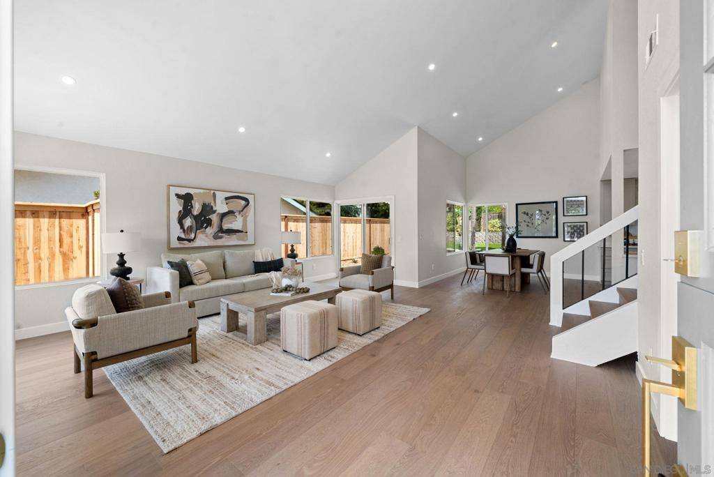 Carlsbad, CA 92009,2928 Gaviota Circle