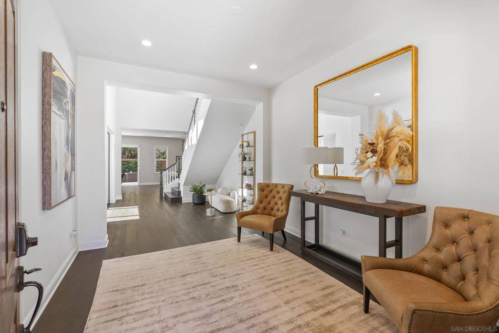Carlsbad, CA 92010,4706 Chase Ct