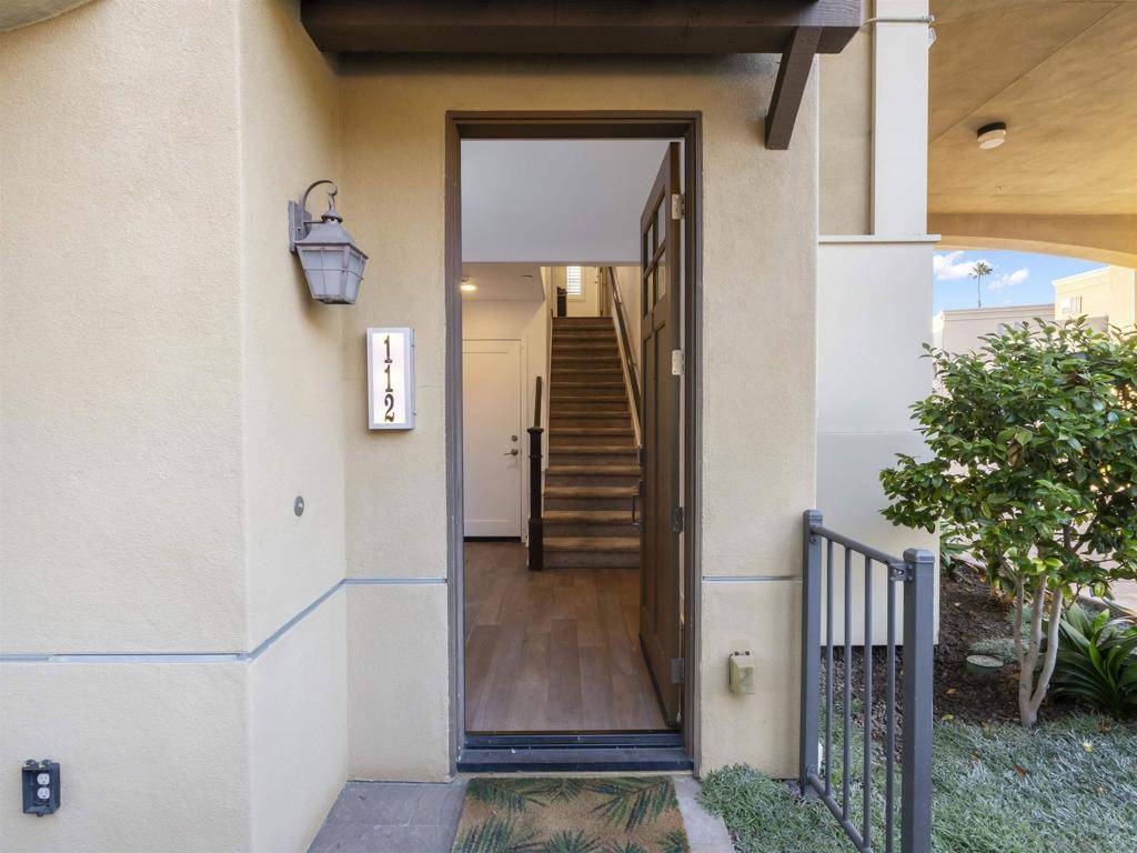 La Jolla, CA 92037,2400 Torrey Pines Rd #112