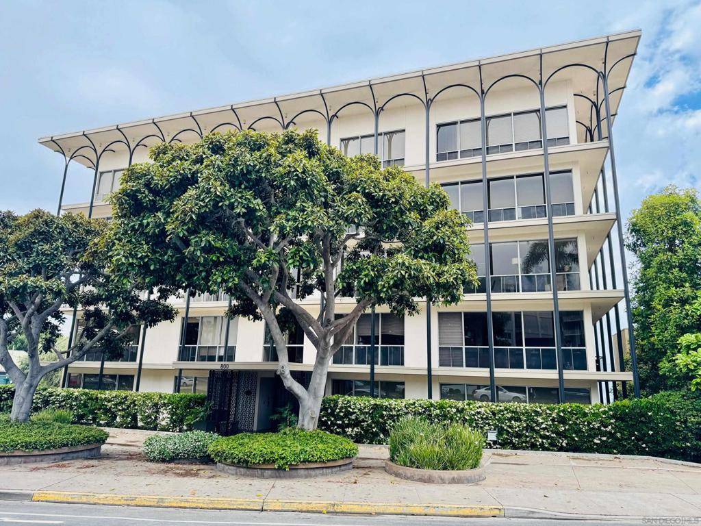 La Jolla, CA 92037,800 Prospect St #3E