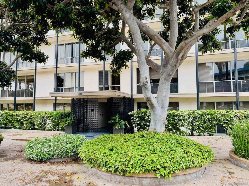 La Jolla, CA 92037,800 Prospect St #3E