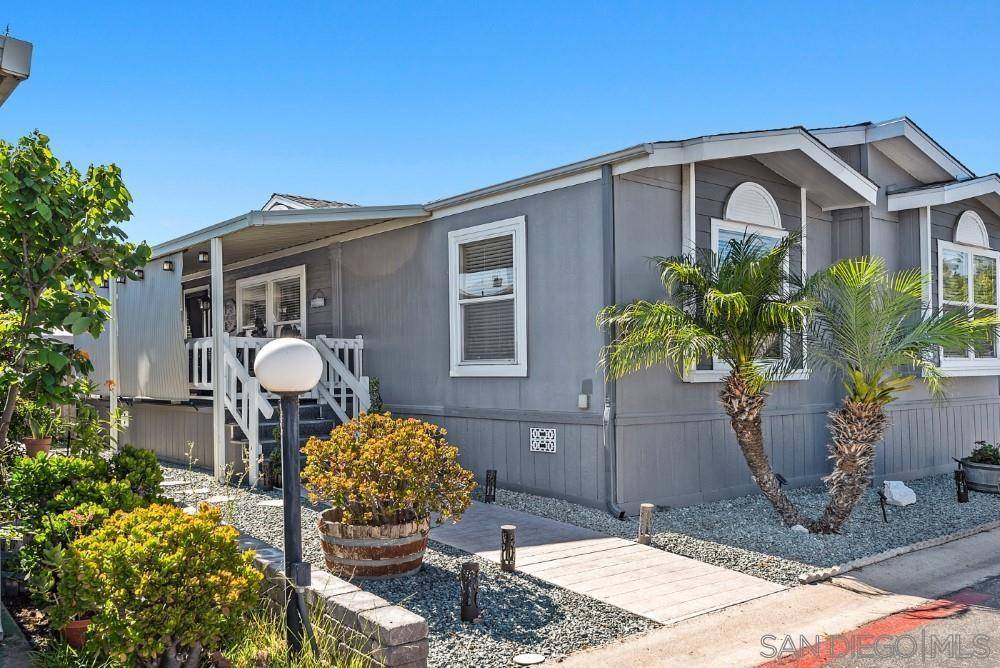 Poway, CA 92064,13334 Buena Vista Street #63