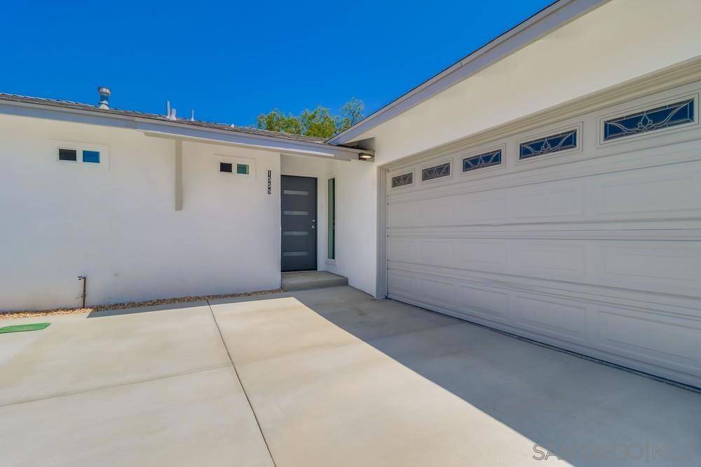 Lemon Grove, CA 91945,1559 La Corta St