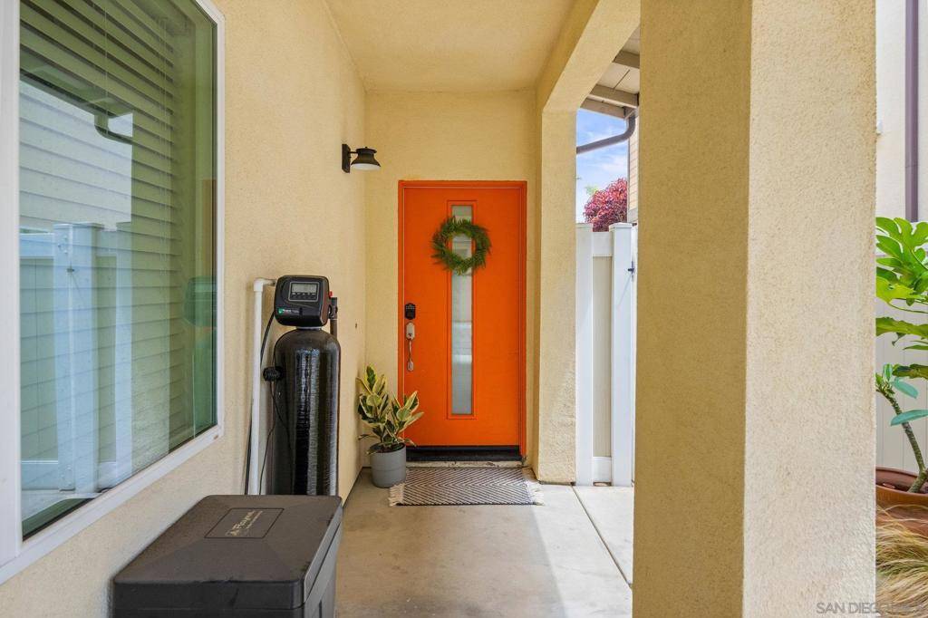 Imperial Beach, CA 91932,1289 Donax