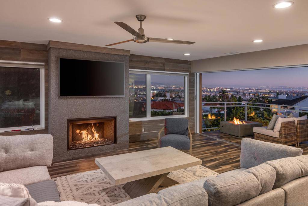 San Diego, CA 92106,3266 Trumbull St