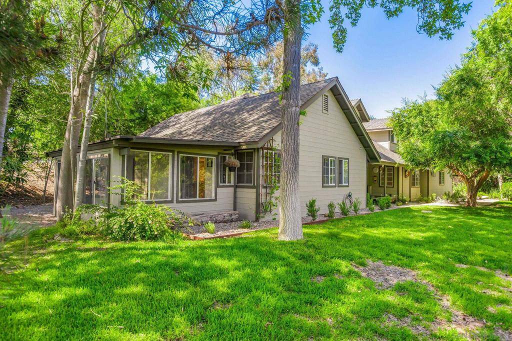 Fallbrook, CA 92028,2029 Winterwarm Dr