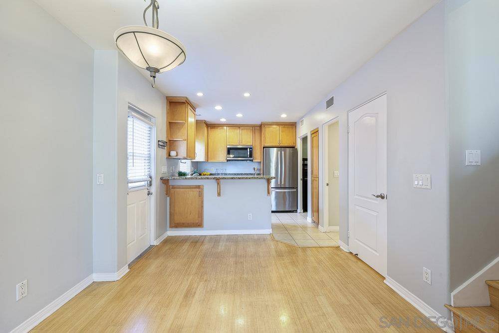 San Diego, CA 92109,1427 Hornblend
