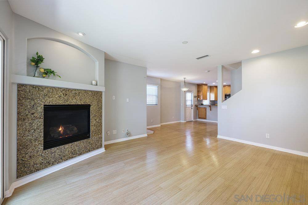 San Diego, CA 92109,1427 Hornblend
