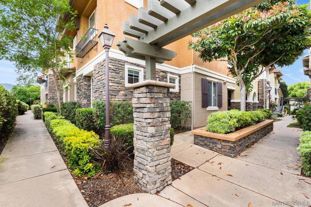 Santee, CA 92071,125 VIA SOVANA