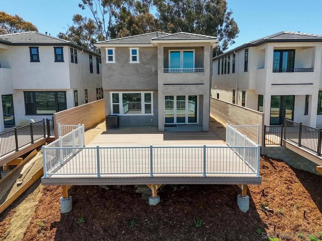San Diego, CA 92116,2942 Copley Ave