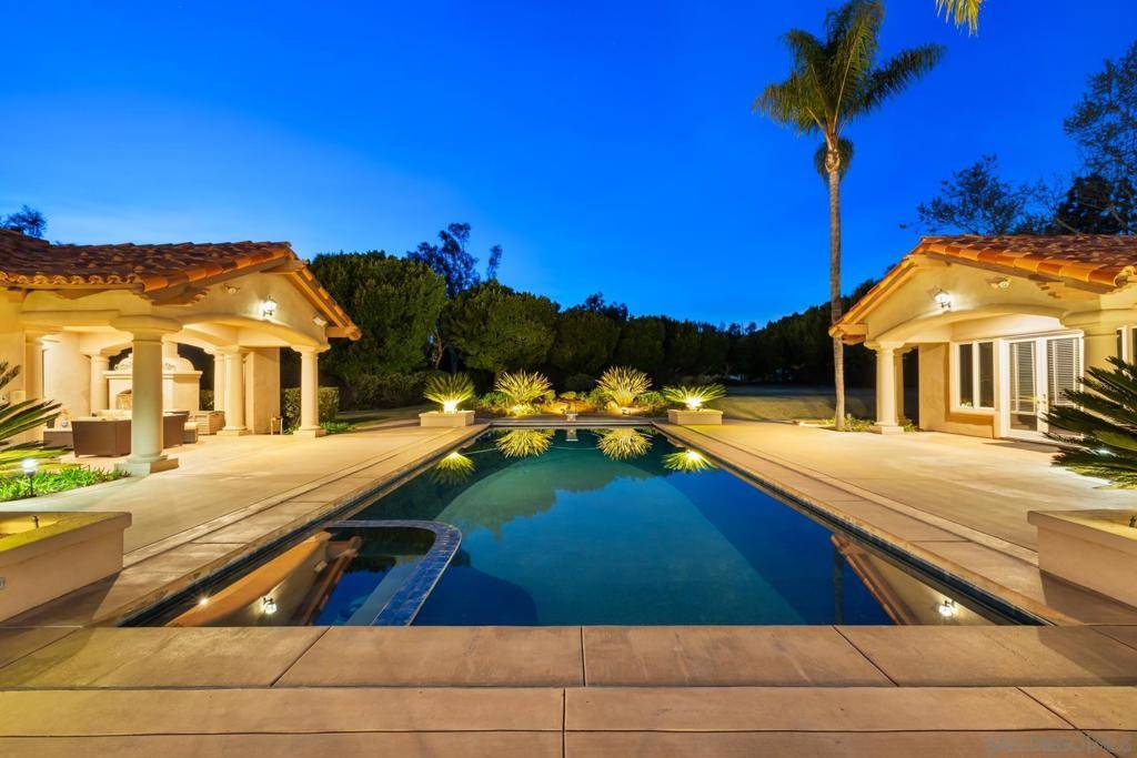 Rancho Santa Fe, CA 92067,18050 Rancho La Cima Corte