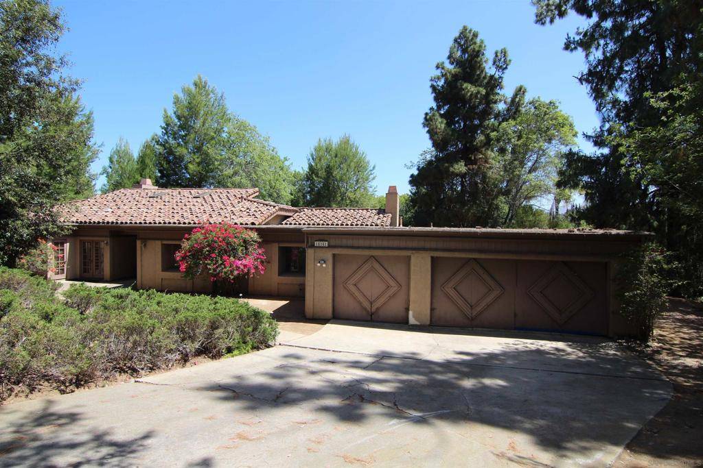 Poway, CA 92064,16161 Ladera Piedra Way