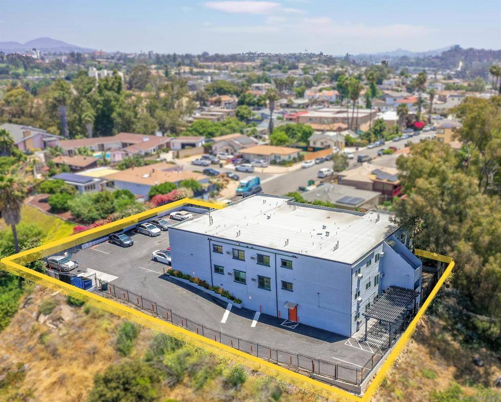 San Diego, CA 92105,4999 Sterling Ct