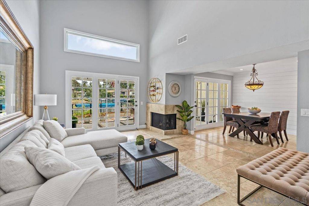 Lake Forest, CA 92630,22682 S Canada Ct
