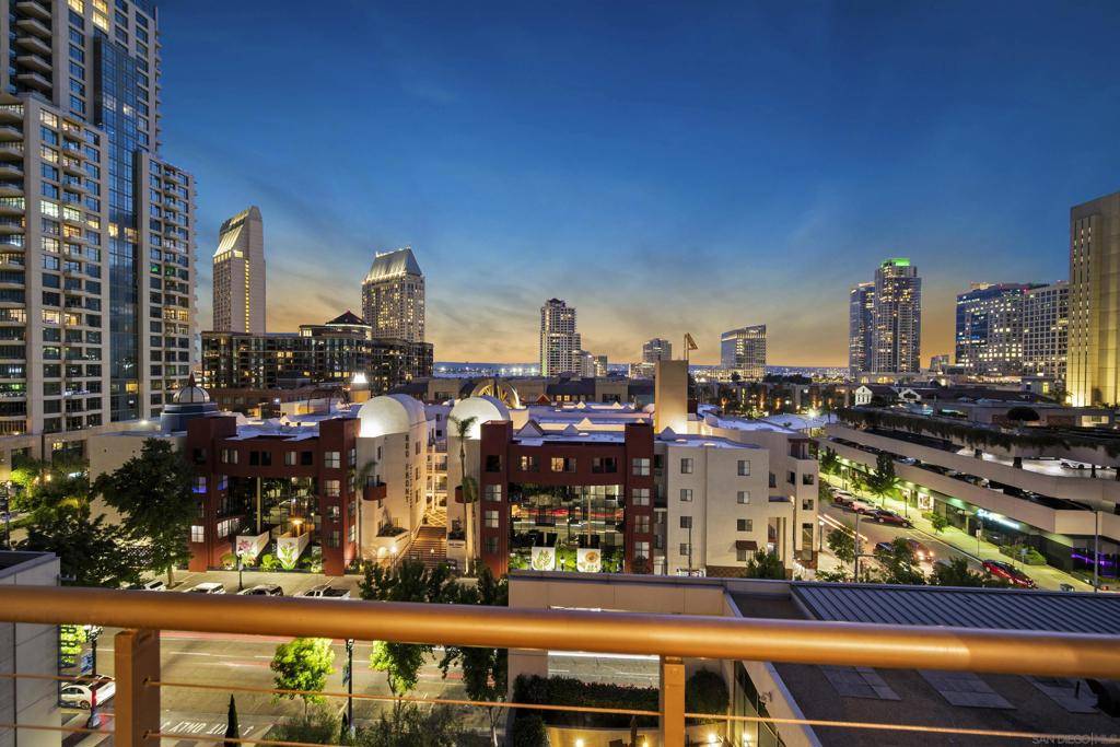 San Diego, CA 92101,645 Front Street #806