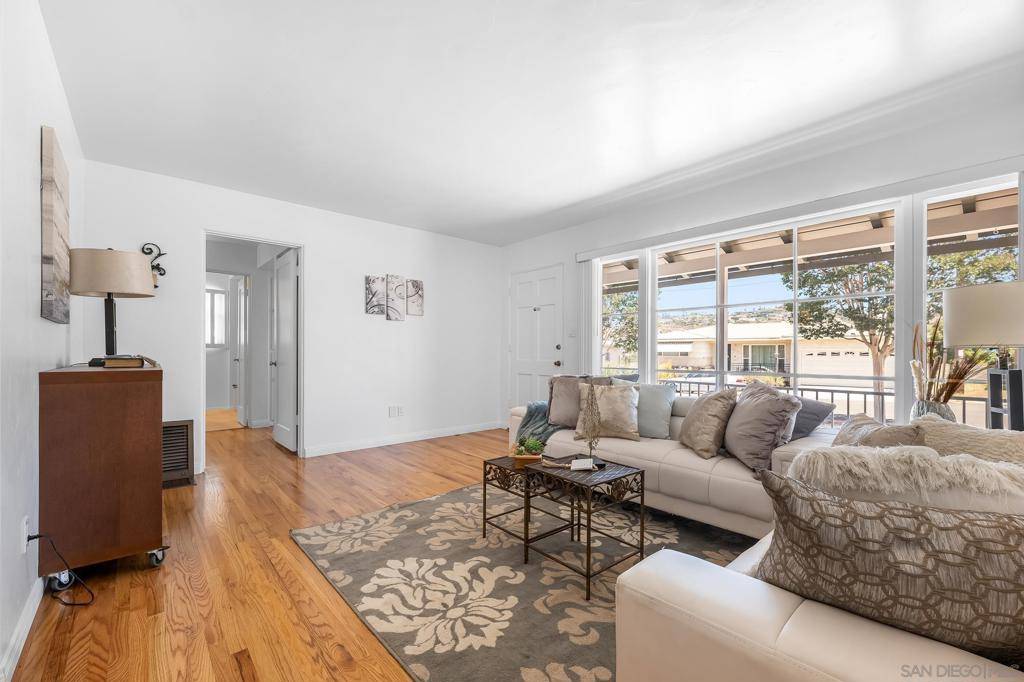 San Diego, CA 92115,6819 Julie St