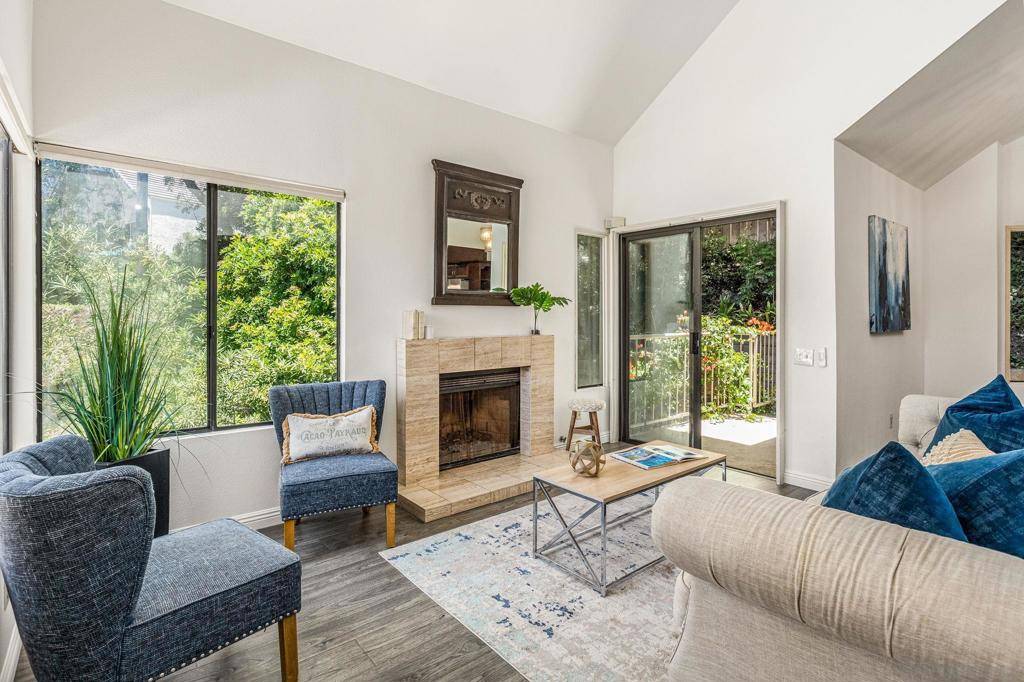Carlsbad, CA 92008,2820 Cedarwood Way