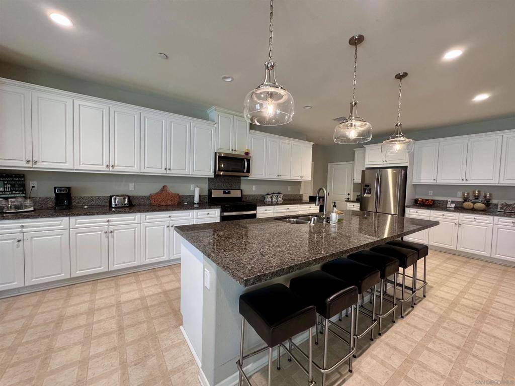 Murrieta, CA 92563,35101 Cross Winds Dr
