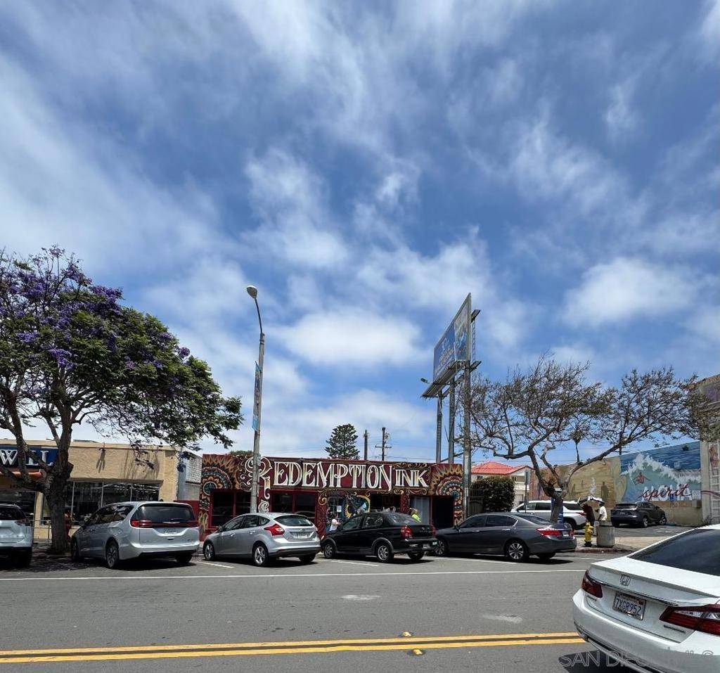 San Diego, CA 92109,1434 Garnet Avenue