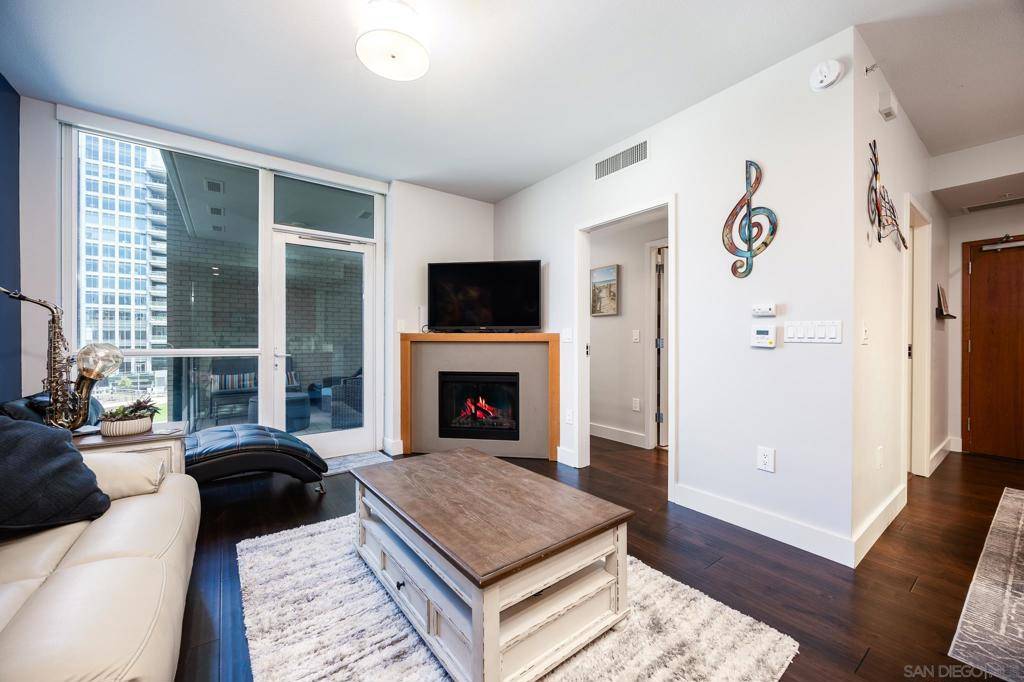 San Diego, CA 92101,325 7Th Ave #503