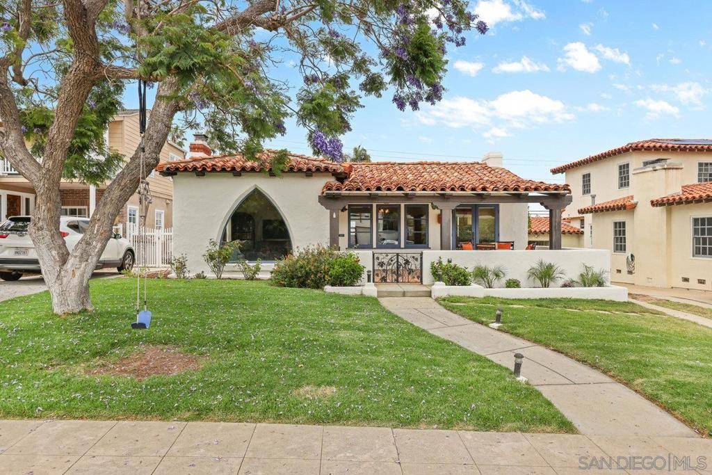 San Diego, CA 92106,3322 Dumas St