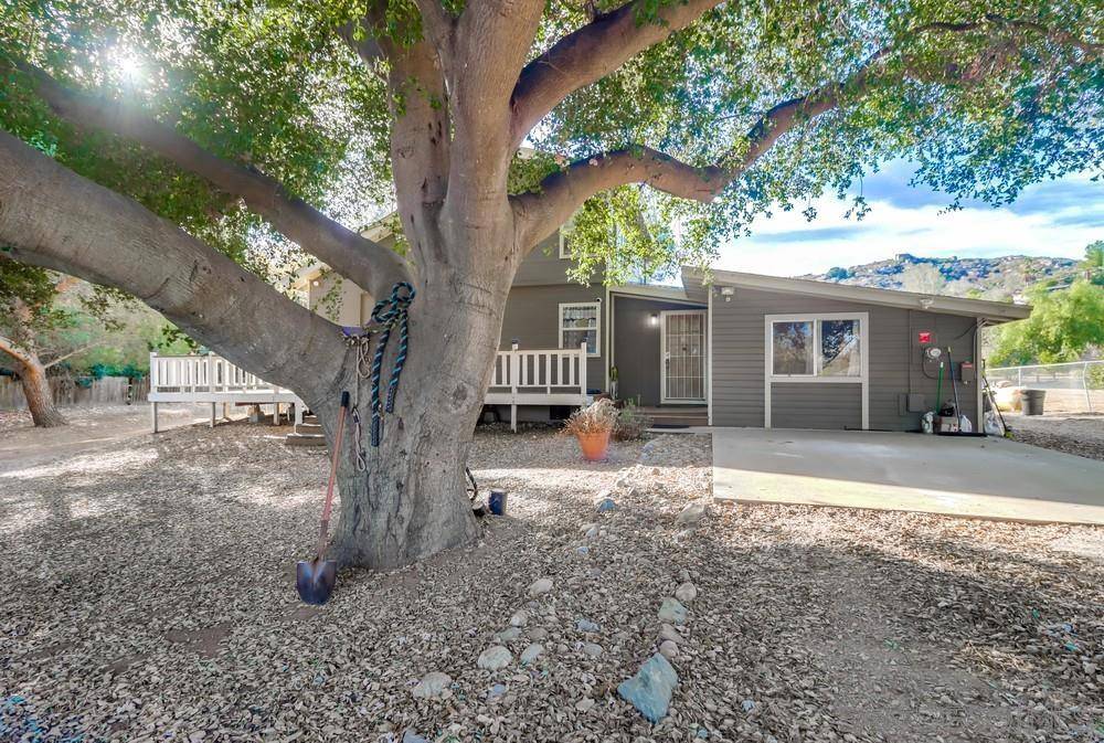 Ramona, CA 92065,15808 Thomas Paine Dr