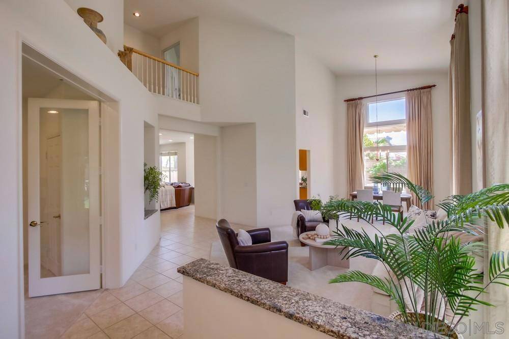 San Diego, CA 92128,11841 Treewind Ct