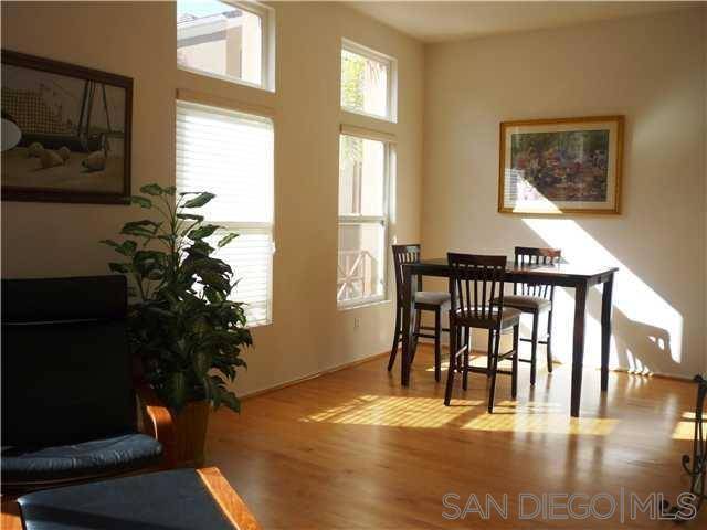San Diego, CA 92130,12674 Carmel Country Road #43