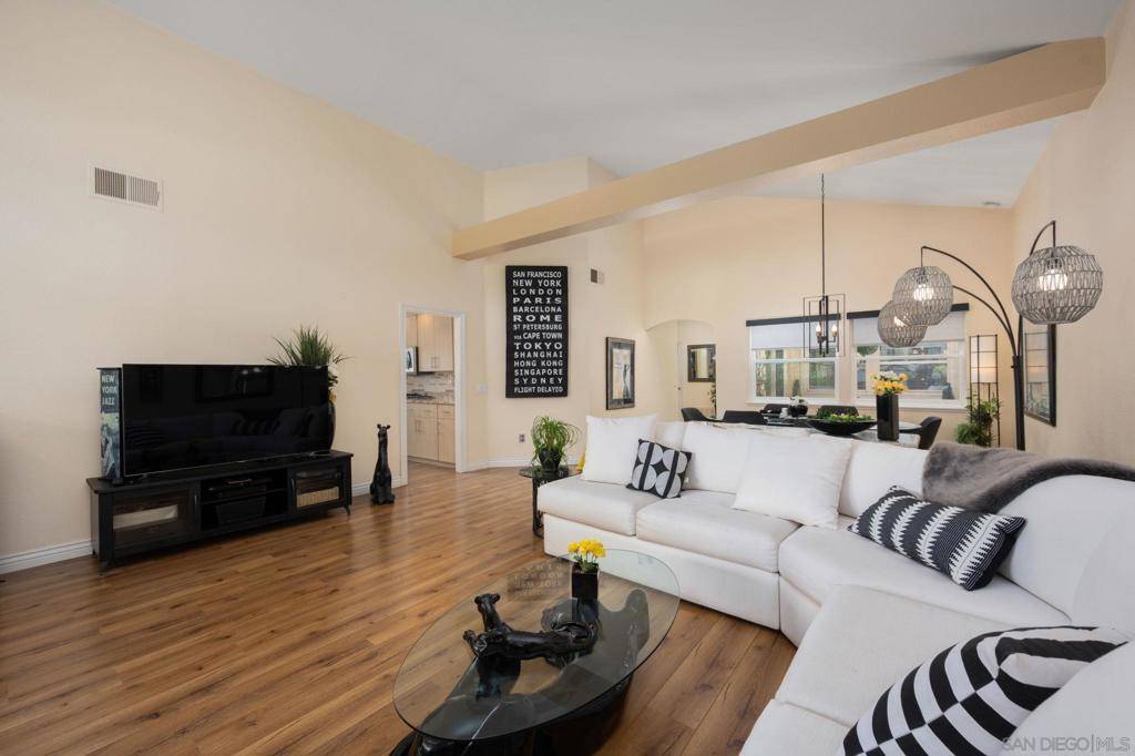 San Marcos, CA 92078,1387 Camino Lorado