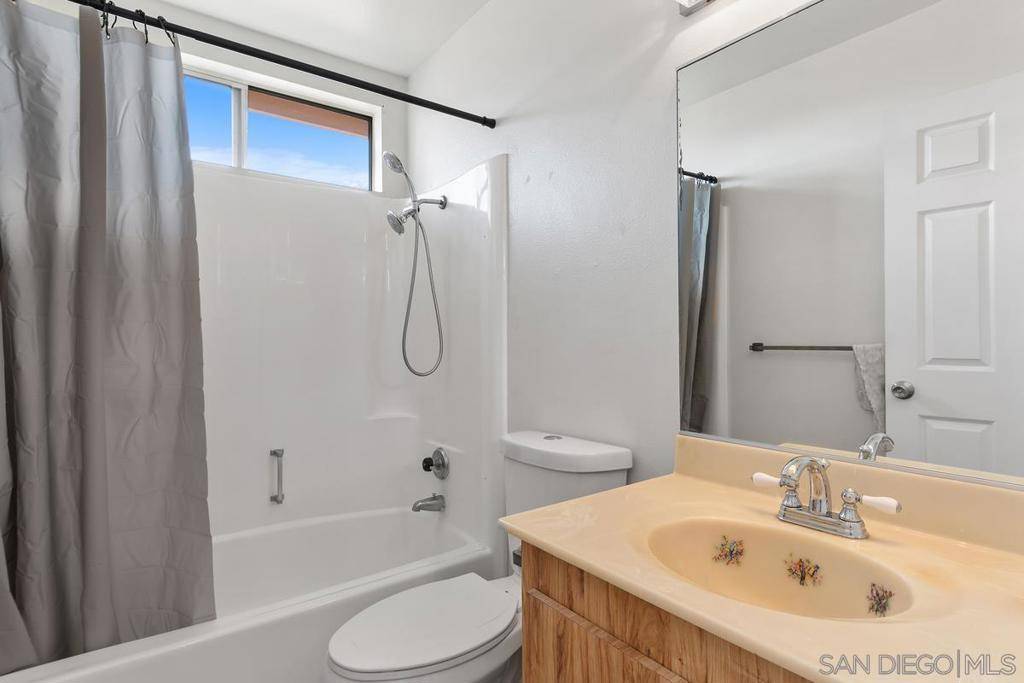 Oceanside, CA 92056,3607 Frenzel Cirl
