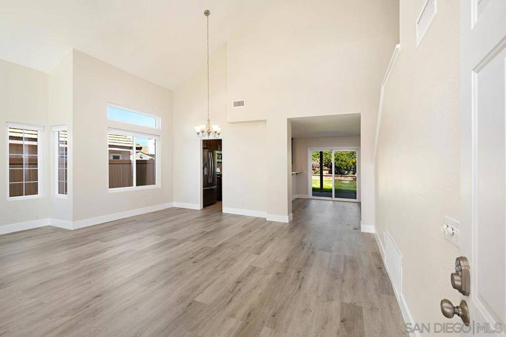 Temecula, CA 92591,29756 Via La Vida
