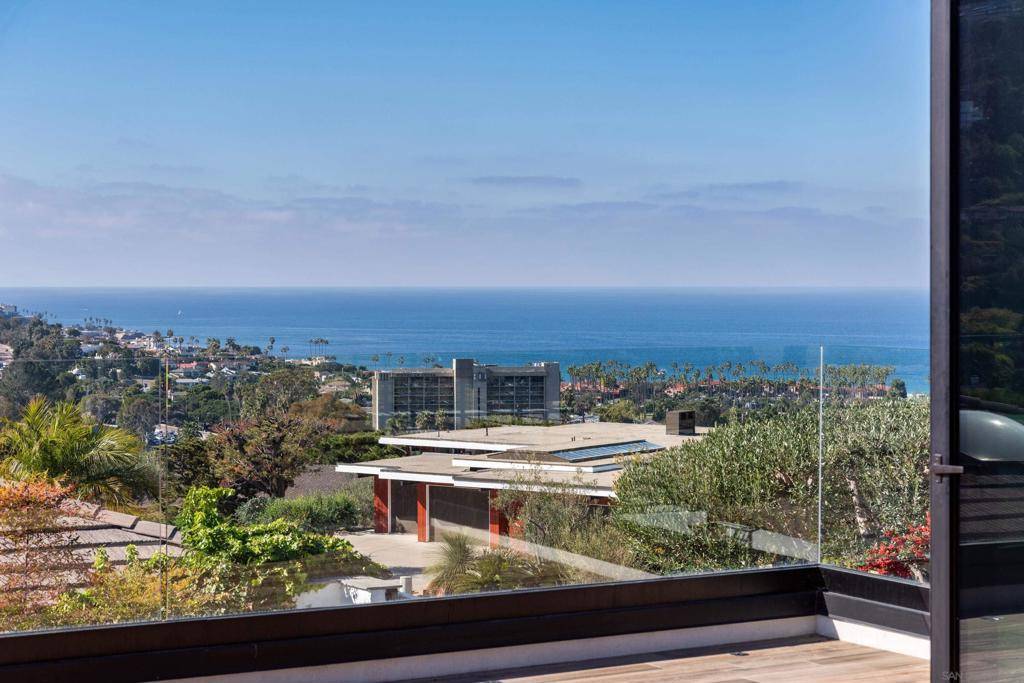 La Jolla, CA 92037,2641 Costebelle Dr