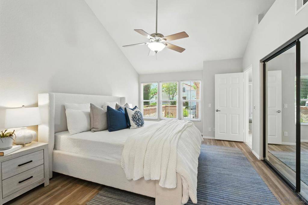 San Diego, CA 92128,15905 Avenida Villaha #81