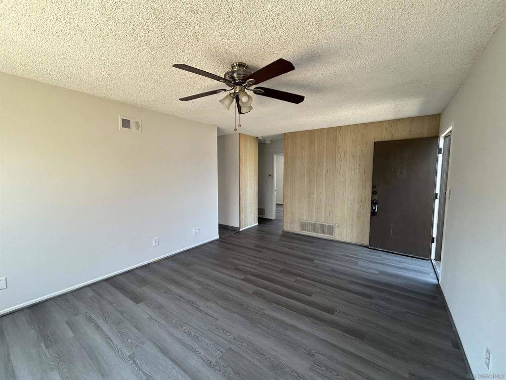 San Diego, CA 92126,8667 Cetus Rd