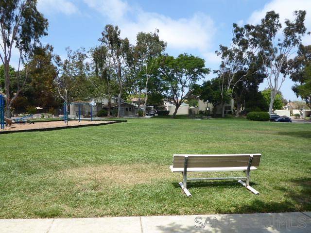 San Diego, CA 92122,8067 Camino Kiosco