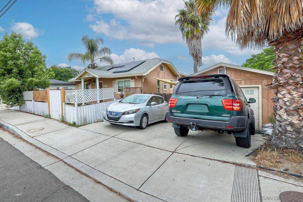 Santee, CA 92071,9428 Prospect Ave