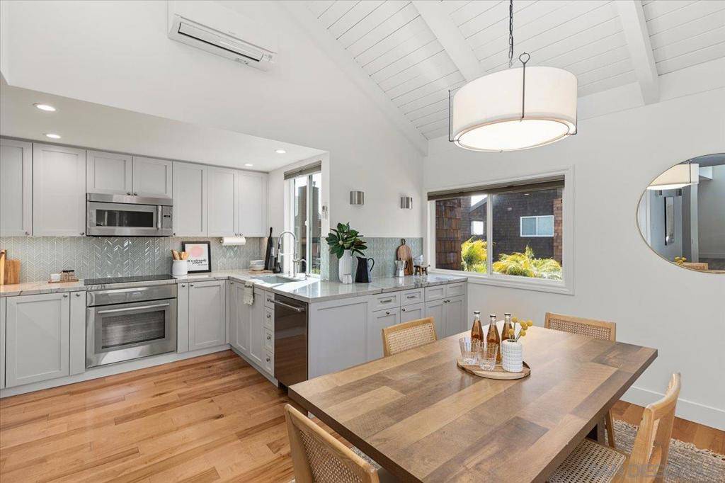 Solana Beach, CA 92075,325 S Sierra Ave #26