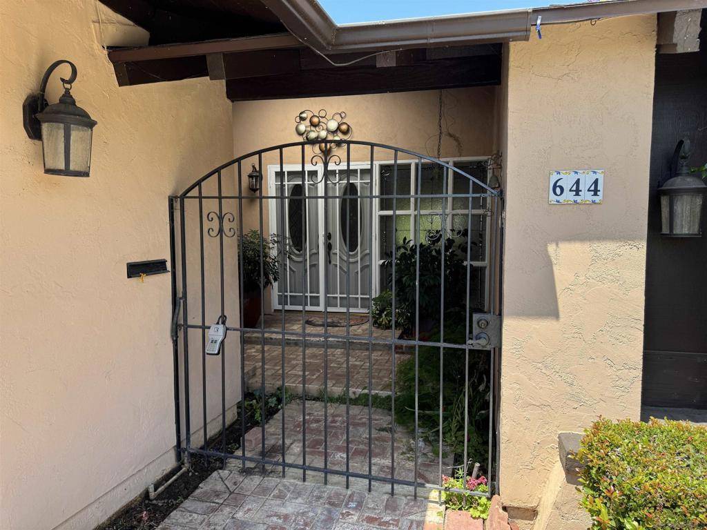 El Cajon, CA 92019,644 Mahogany Dr