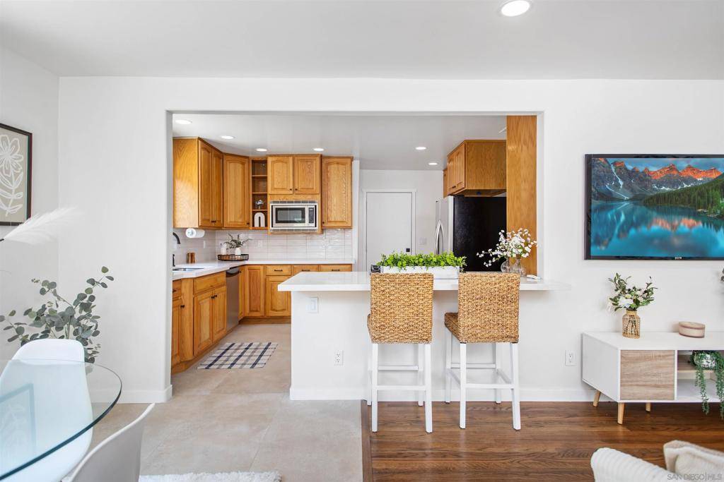 San Diego, CA 92139,2790 Rhoades Rd
