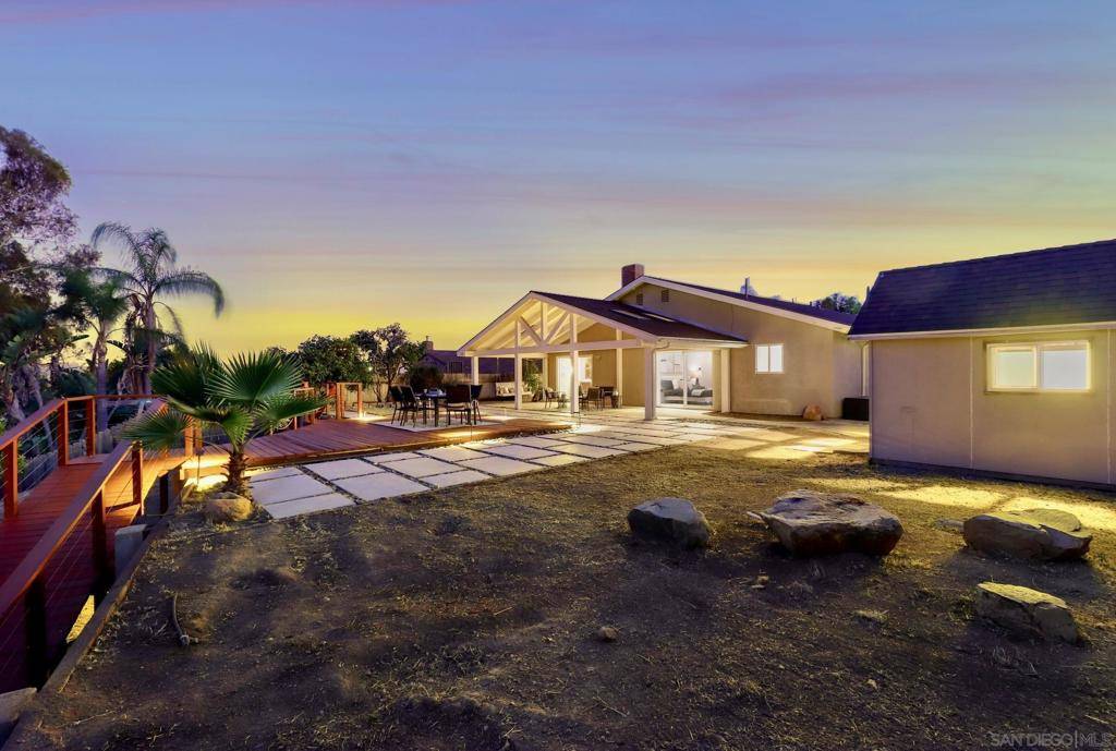 Poway, CA 92064,14637 Poway Mesa Dr