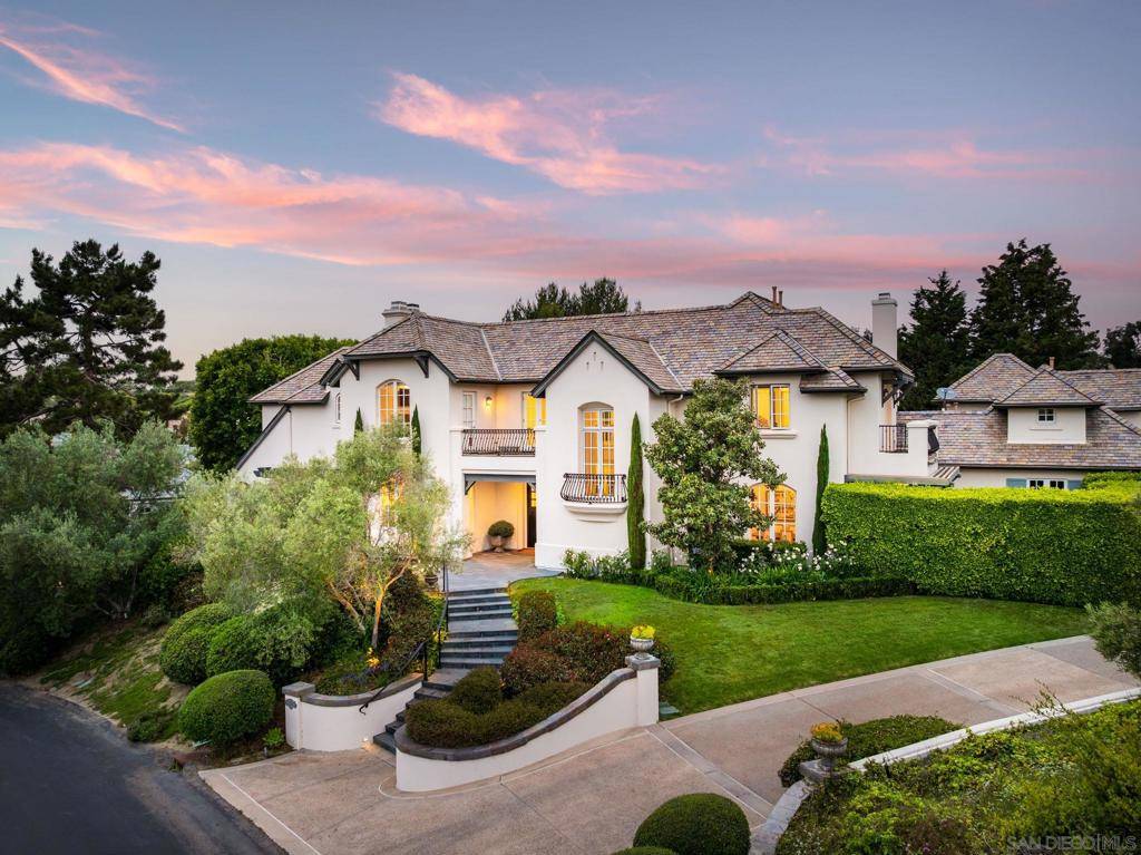 Rancho Santa Fe, CA 92067,5936 Fairway Place