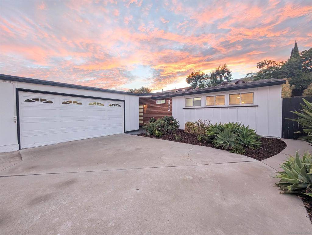 San Diego, CA 92119,8774 Tommy Drive