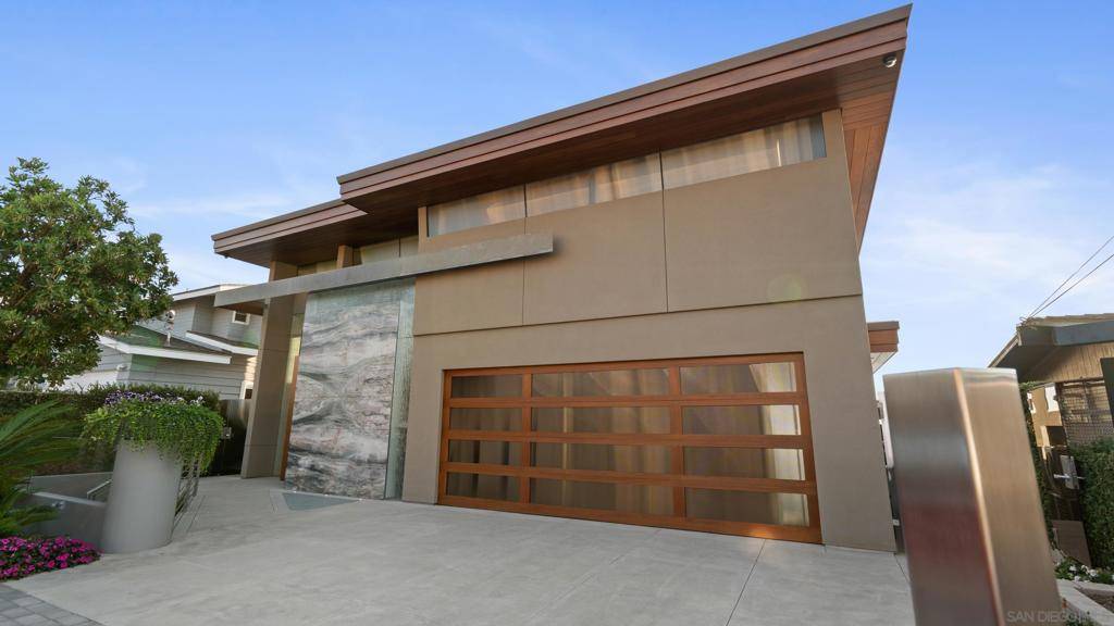 Encinitas, CA 92024,1230 Neptune Ave